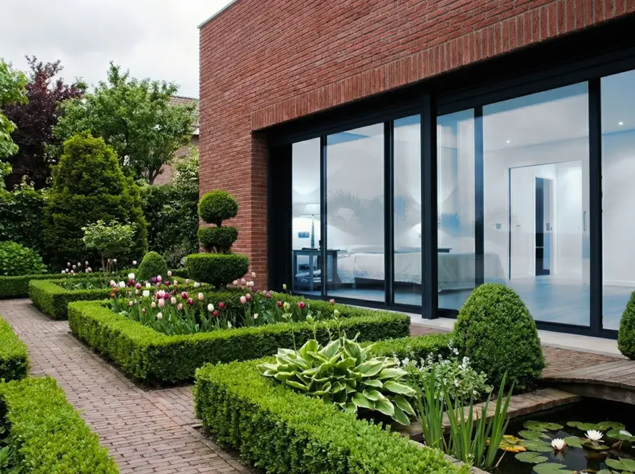 How to Choose the Right Sliding Door System for Your Dutch Home